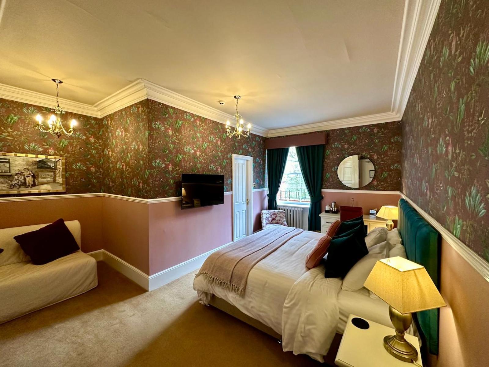 Отель The Upper House Stoke-on-Trent Экстерьер фото